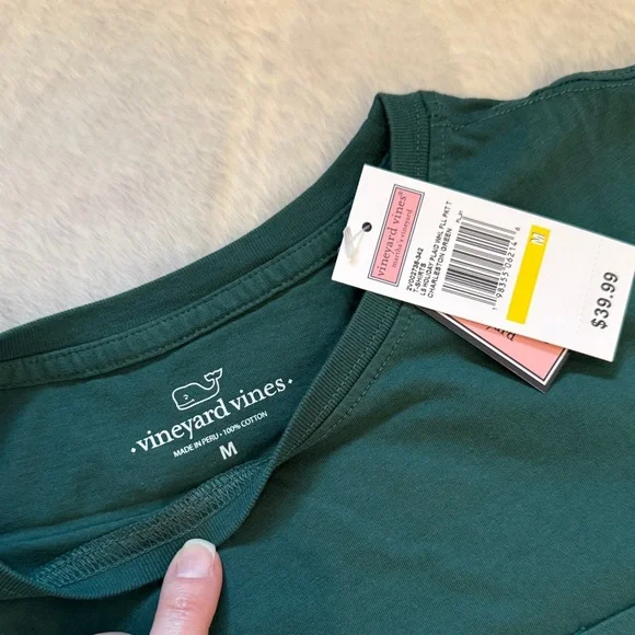 NWT Vineyard Vines Women’s Green and Plaid Pajama Set / Bundle - Picture 2 of 7